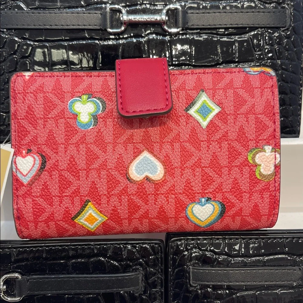 MICHAEL KORS Jet Set Md Printed Signature Logo Bifold Wallet
Dark Raspberry 
NWT - Picture 6 of 16